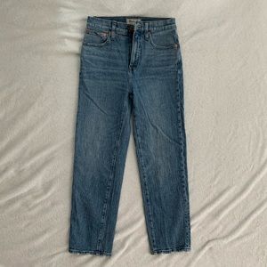 Madewell women’s classic straight jean
